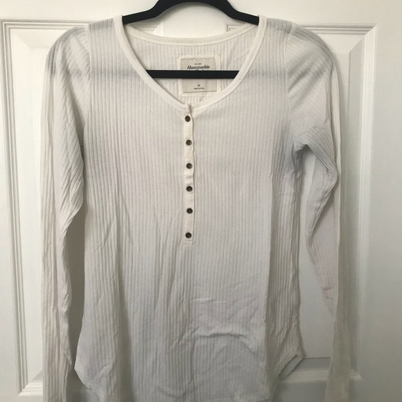 Henley Tee - Picture 2 of 3